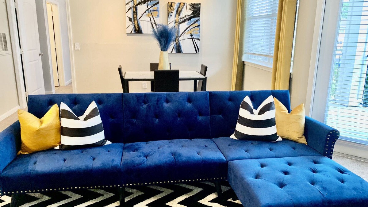 Madison Condo | Zara's Sapphire Suite-Luxury Condo with Pool