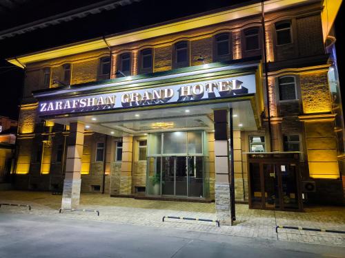 Navoiy Hotel | Zarafshan Grand Hotel city