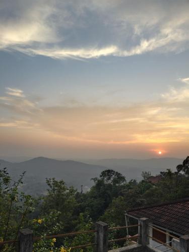 Stuart Hill House | Zawa Home stay