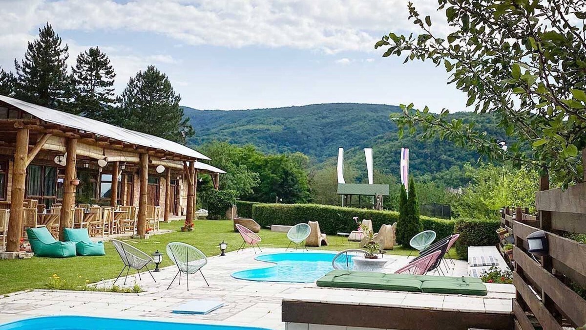 Mladenovac Bed & Breakfast | Zdravkovac Country Club
