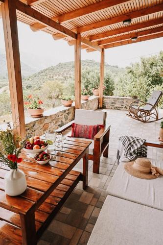 Fodele Villa | Zefki Stone Villa