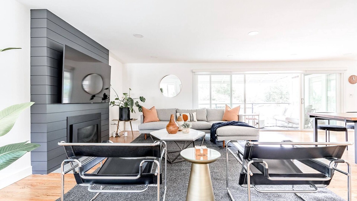 Northeast Bellevue House | Zen 7-BR Paradise w/Lake Views and Grape Garden