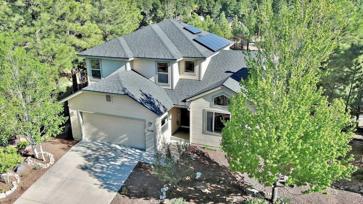 Ponderosa Trails House | Zen Abode - Flagstaff - Central AC - Park & Trails!, Zen Abode - Incredible location in Flagstaff!