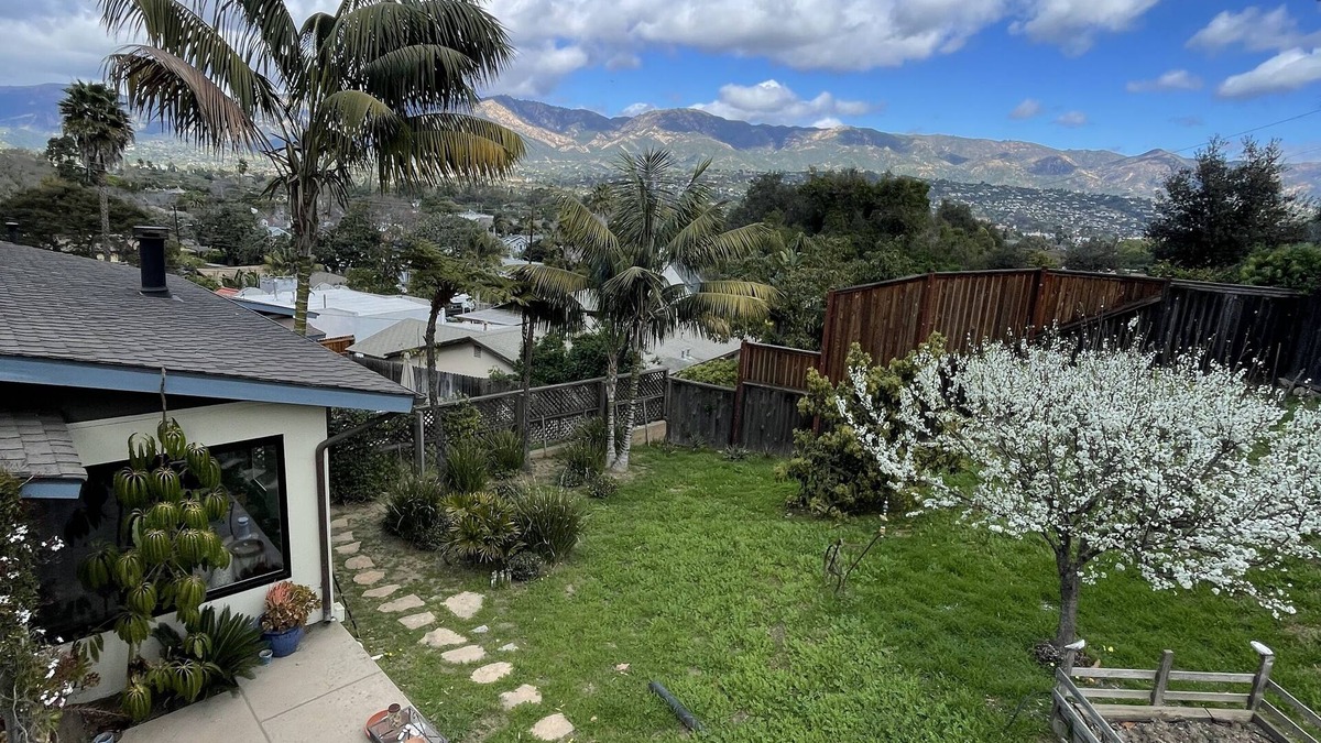 Alta Mesa House | Zen Cottage Hideaway - 1 mile from the Beach, and 1 mile from Downtown.