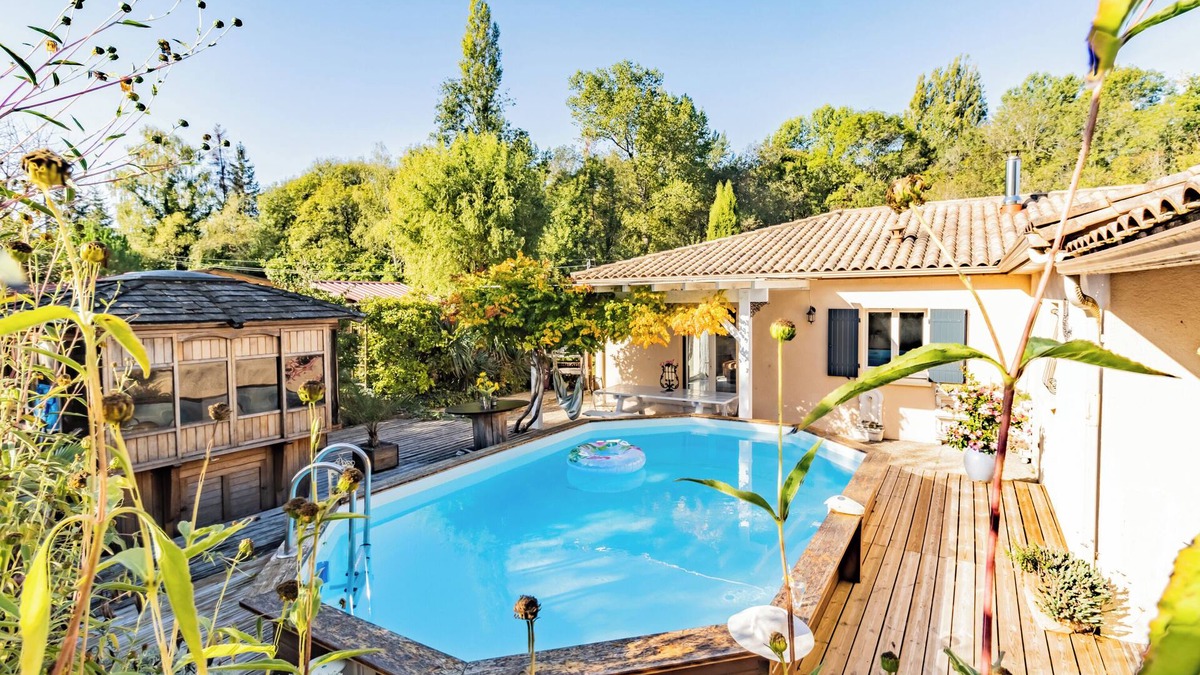 Montrem House | Zen & Family-Friendly House with Pool, Spa and Vegetable Garden in the Heart of Périgord Blanc