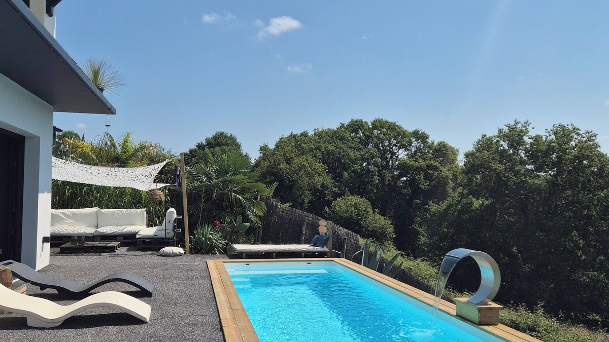 Mouguerre House | Zen House with Heated Pool, Sauna & Jacuzzi between Biarritz & Hossegor