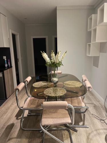 Odivelas Apartment | Zena Park