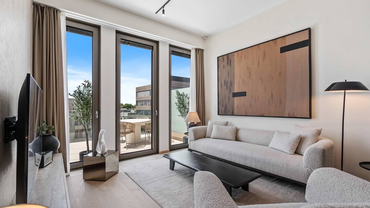 Ville Haute Apartment | Zenit Royal - Penthouse City Skyline & Concierge