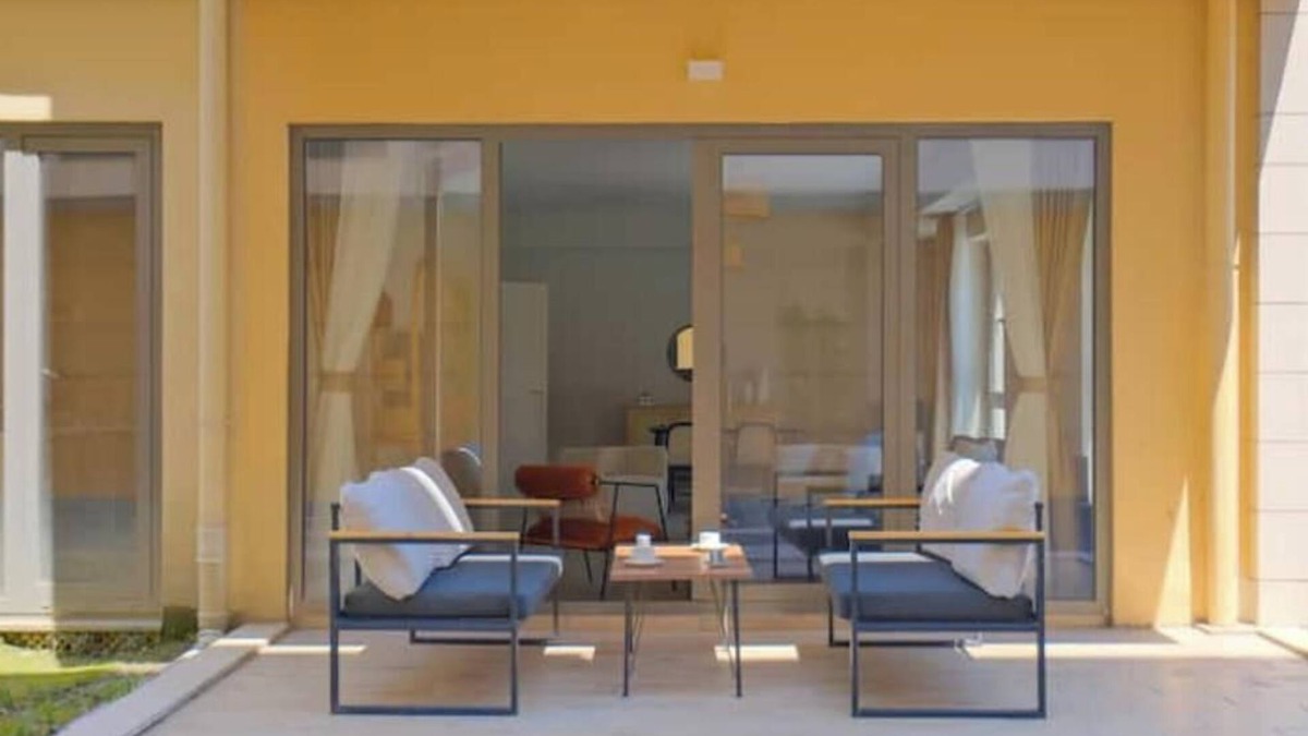 Serdivan Apartment | Zenith - Bright Modern 2BR/1BA Flat in the City
