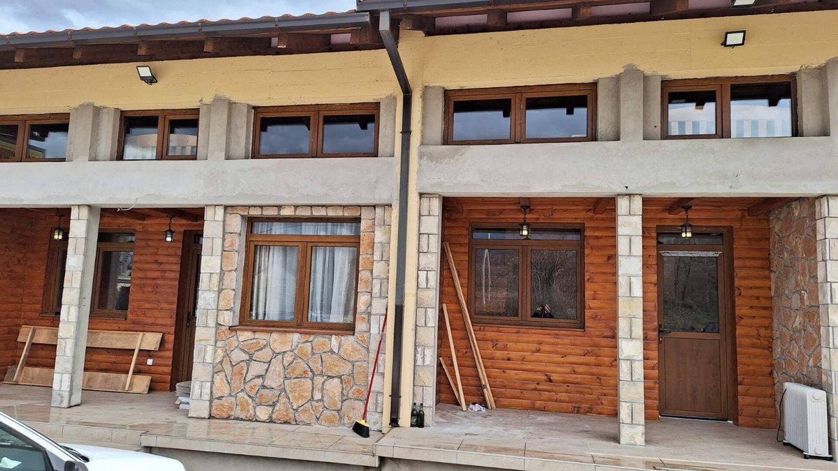 Niksic House | Zenith Campsite Apartment