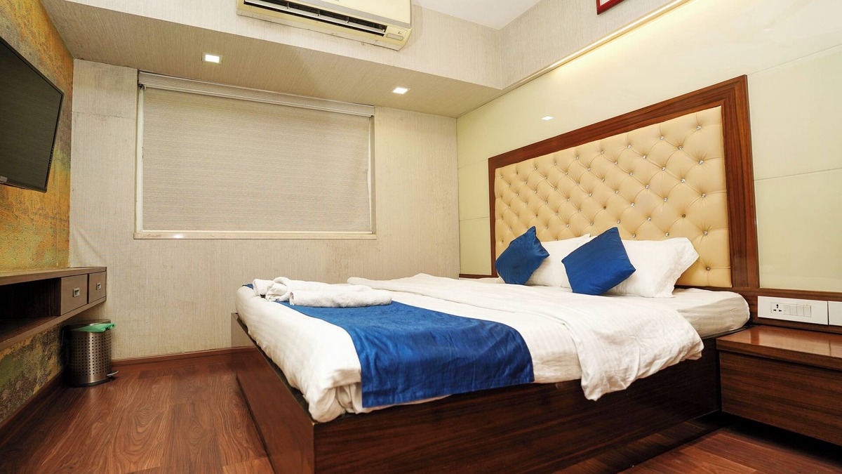 Powai Apartment | Zenith Homes - Powai Suites