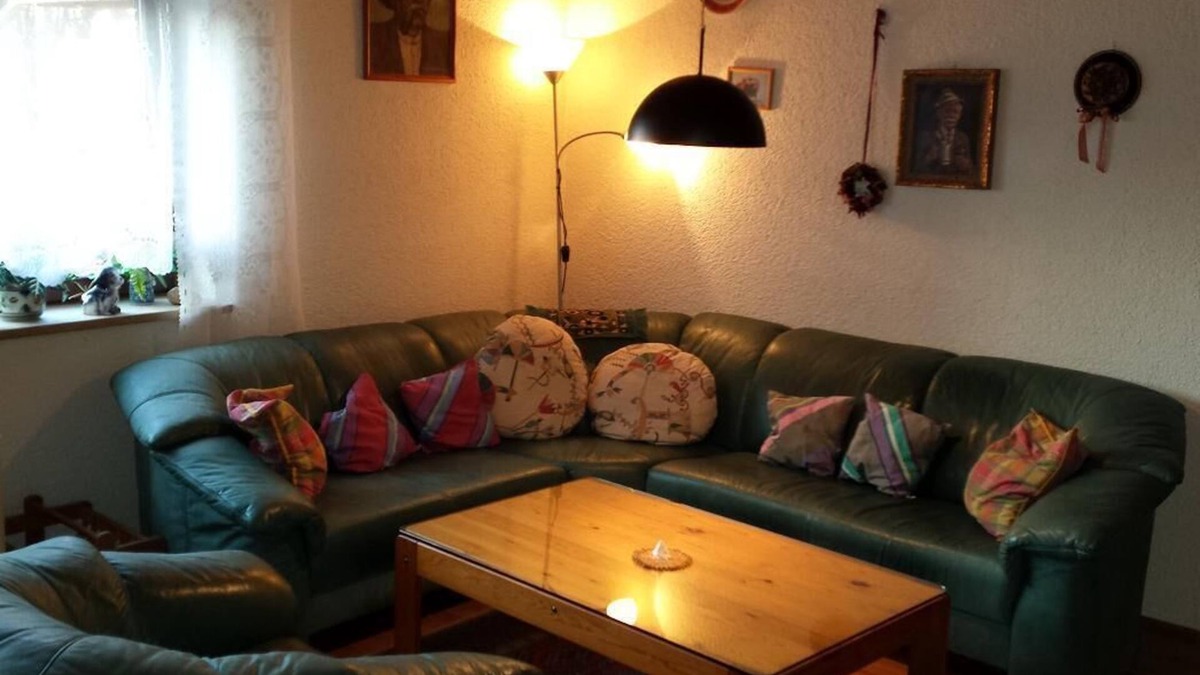 Altenstadt an der Waldnaab Apartment | Zentral gelegene Ferienwohnung mit Terrasse/Balkon und Grillplatz
