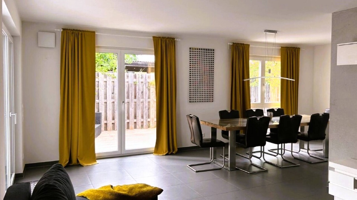 Fuerth House | Zentral Gelegenes Haus in Ruhiger Lage Nähe U-/s-bahn mit Terrasse und Garten