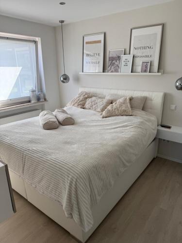 Kernstadt Apartment | Zentral mit Garten für bis zu 6 Personen