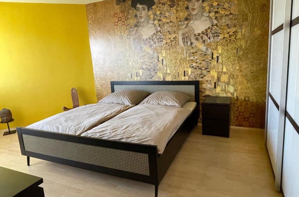Mitte Apartment | Zentrale großzügige Dachterassen Whg am Stadtpark in 15 Min mit U-Bahn zur Messe