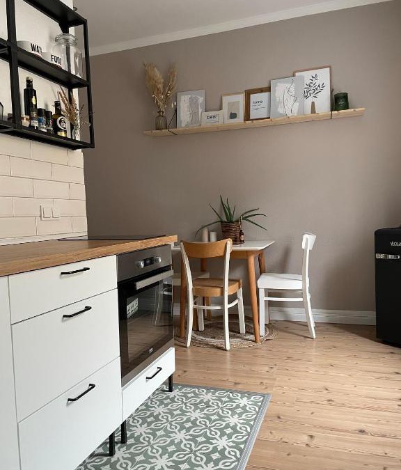 Jungersdorf Apartment | Zentrales Boho Loft im Zentrum von Langerwehe in Bahnhofsnähe