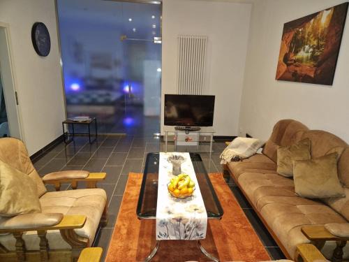 Altstadt Apartment | Zentrales City-Apartment mit Garage und Arbeitsplatz geeignet für Business und Familie