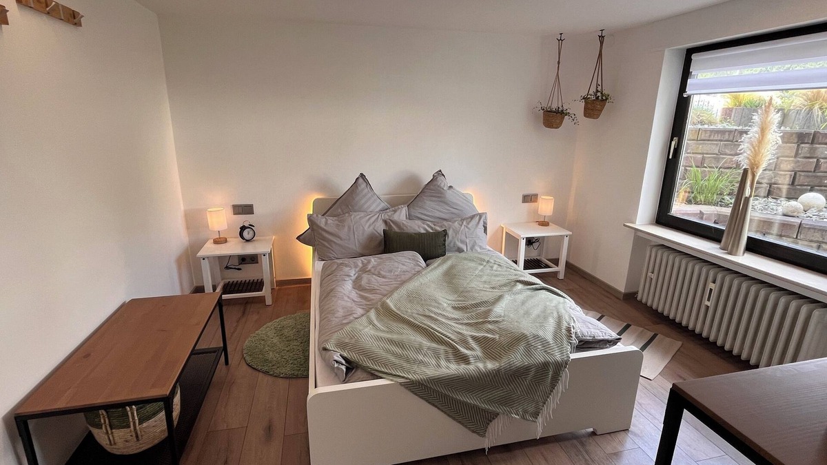 Eschwege Apartment | Zentrumnahe Ferienwohnung mit Garten und Stellplatz