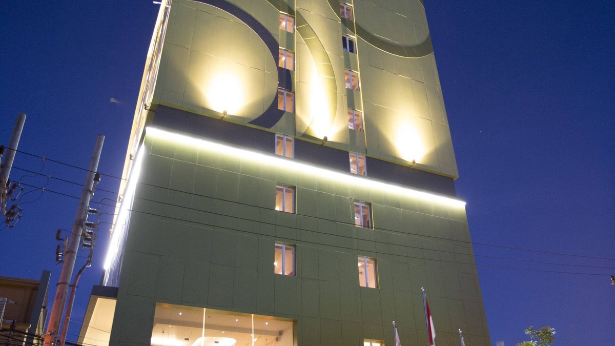 Surabaya Hotel | Zest Jemursari by Swiss-Belhotel International