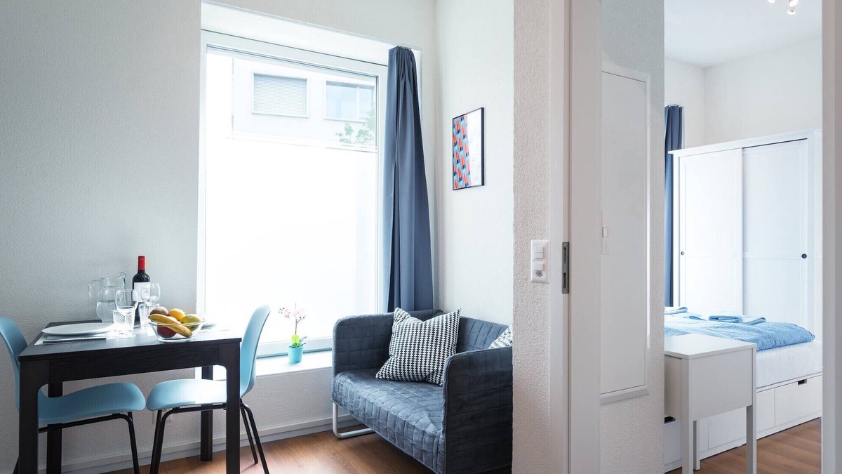 District 9 Apartment | ZH Jaguar - Altstetten HITrental Apartment