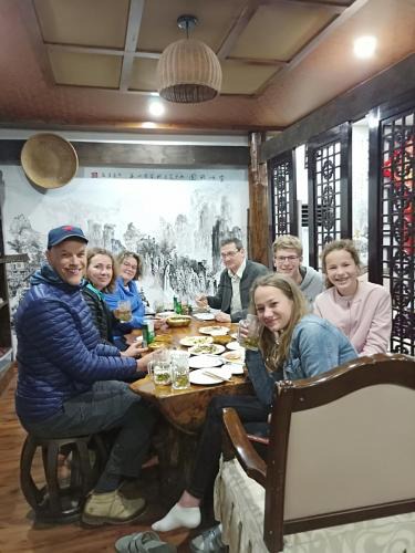 Wulingyuan Hotel | Zhangjiajie Mountainside
