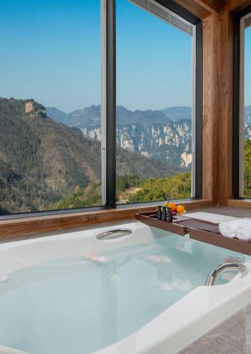 Wulingyuan House | Zhangjiajie Valley Love Holiday hotel - Free pick up service