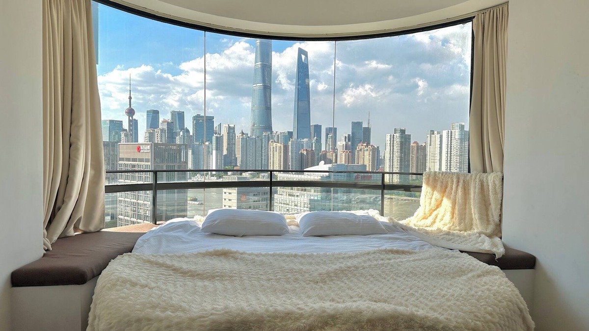 Huangpu Apartment | ZHome - HaiQi Garden - Four Bedroom Apartment on the Bund with Bund View