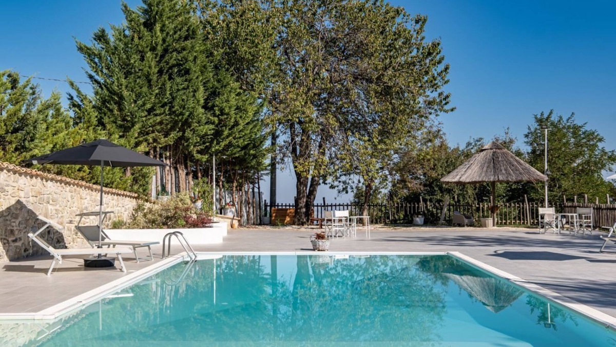 Abbateggio Apartment | Zi Nunzie by Rentbeat