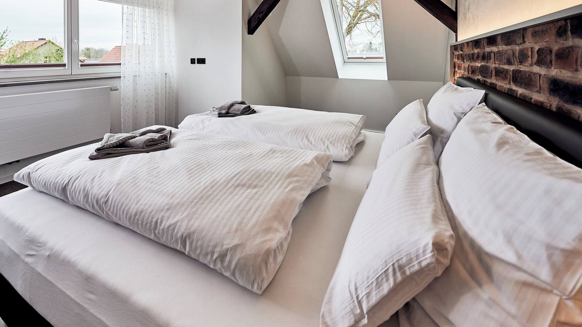 Oranienbaum-Worlitz House | Zieglers Restaurant & Pension