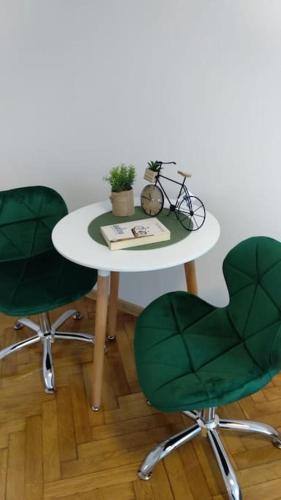 Przemysl Apartment | Zielony Zakątek -7 min od dworca