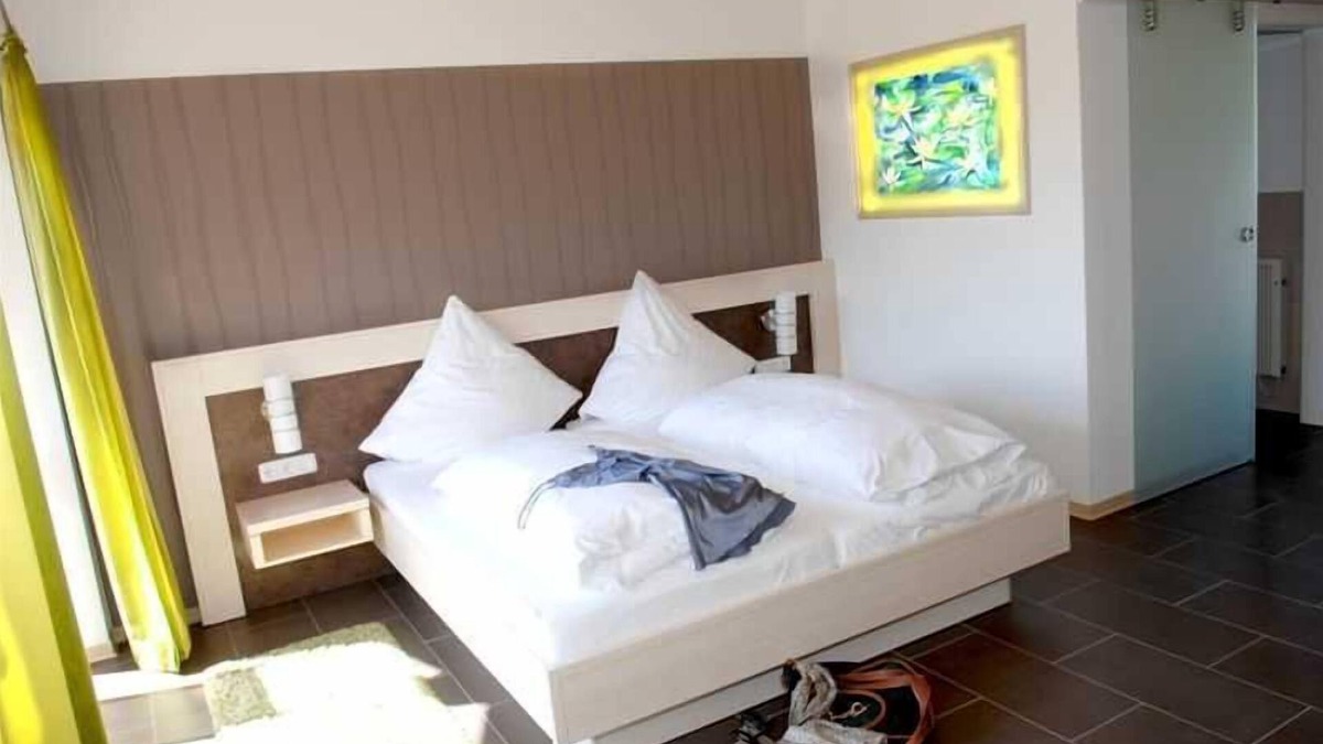Nieder-Werbe Apartment | Zimmer 5 - Pension Hesselbein