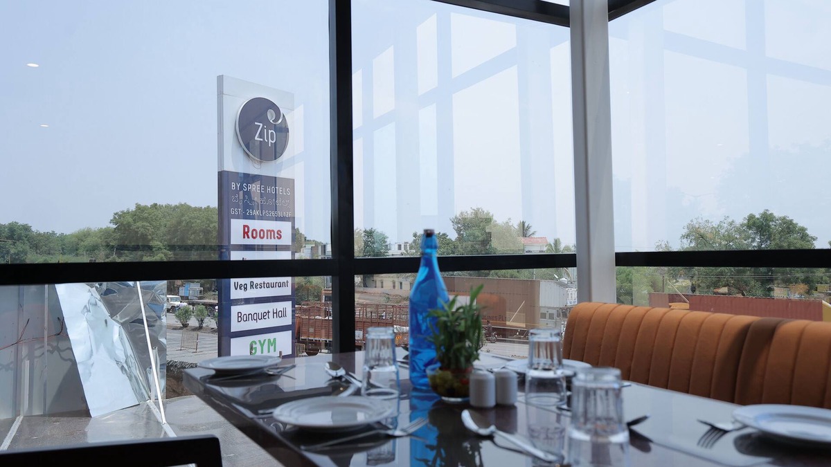 Hungund Hotel | Zip By Spree Hotels Ilkal