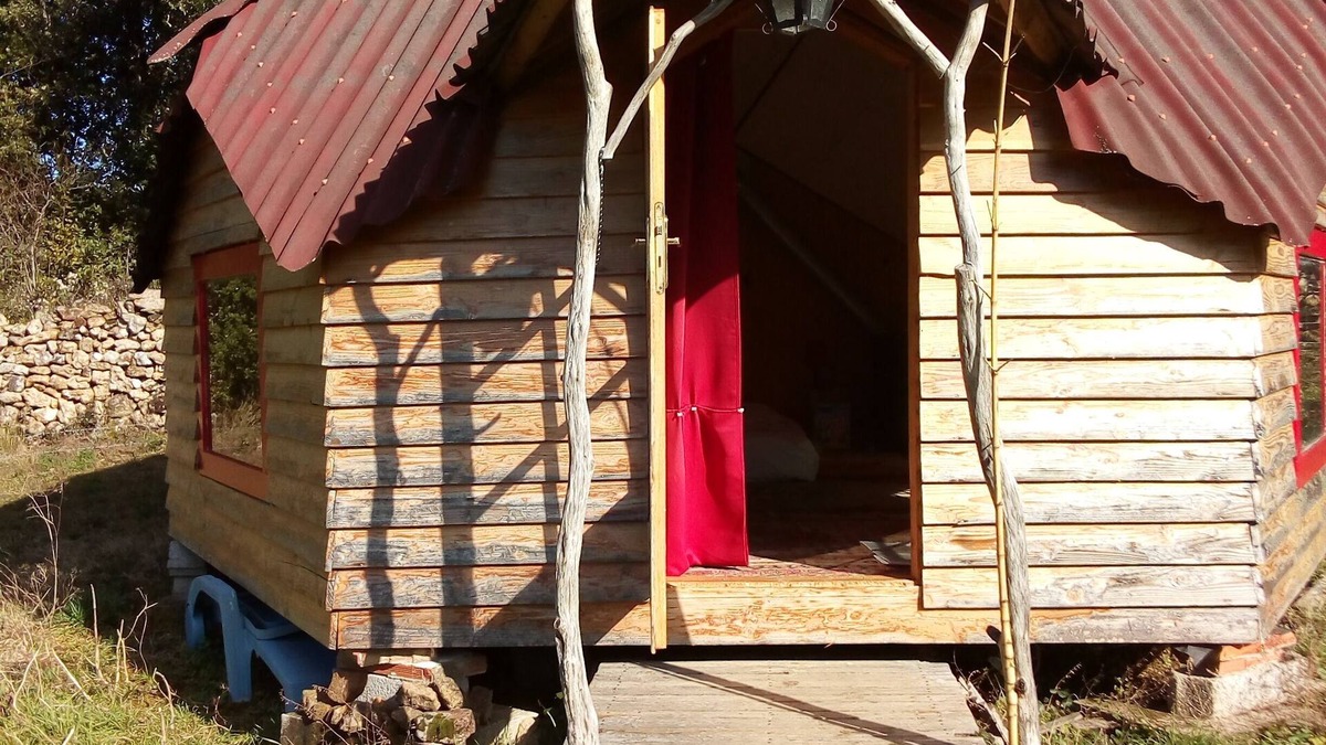 Banne Cabin | Zome space of energy and vibratory. Forest edge in hamlet in the middle of nature