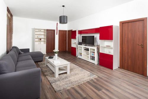 Siofok House | Zora's apartment