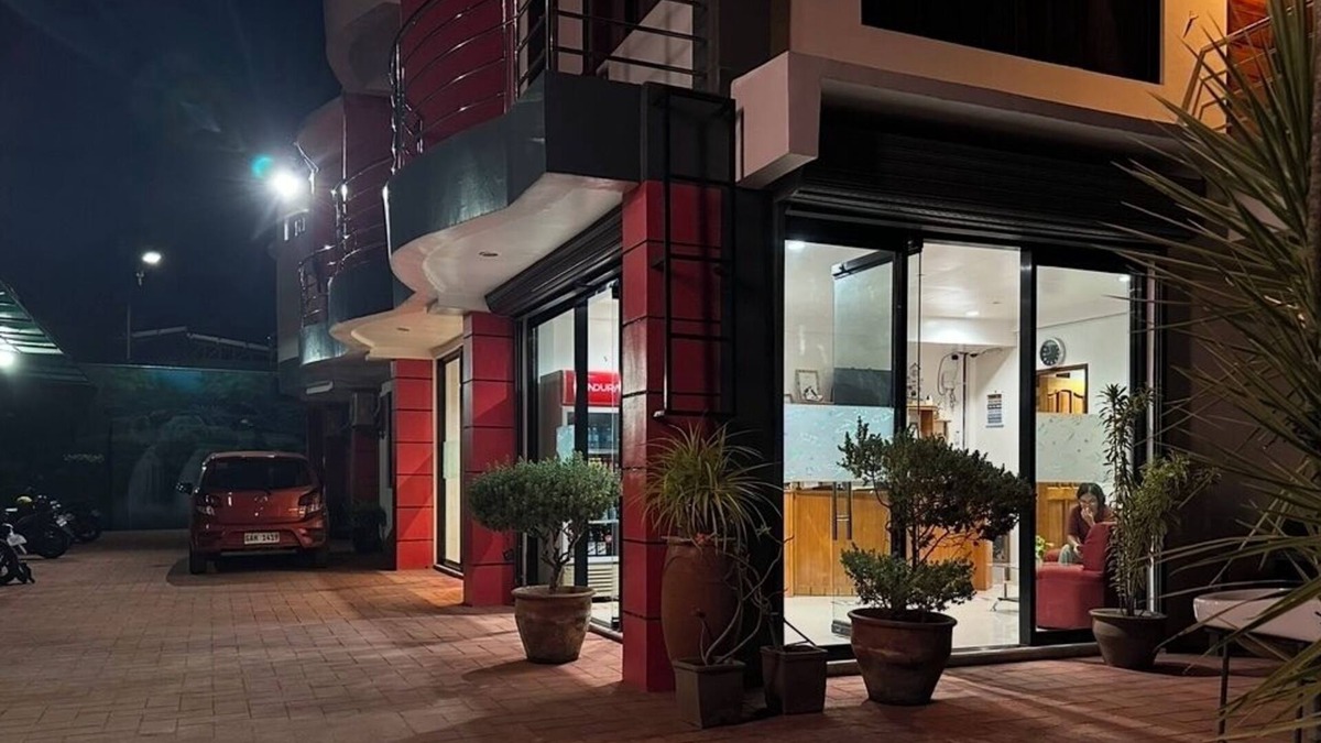 Lazi Hotel | Zosimo's Inn