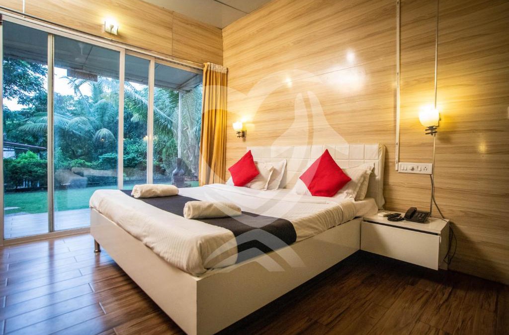 Anjuna Resort | Zulu Land cottages - near Curlies beach shack and shiva valley - Anjuna beach