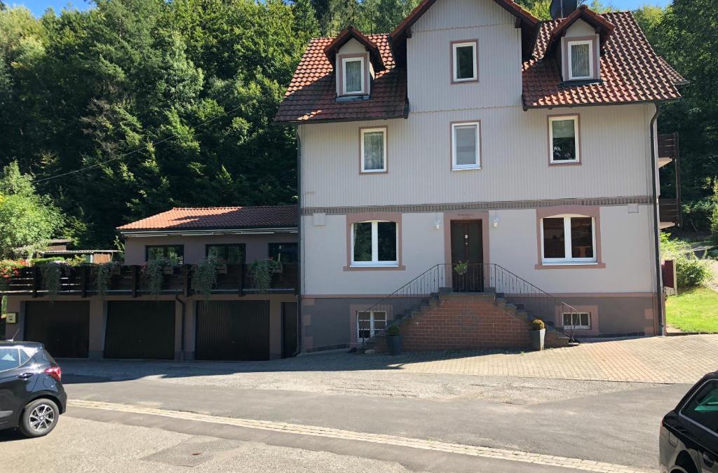 Rengersbrunn House | Zum waldfrieden