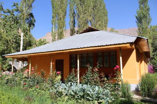 Khorog Apartment | Zur House