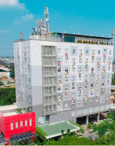 Cikarang Hotel | Zuri Express Lippo Cikarang