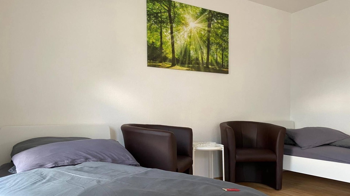 Niederlungwitz Apartment | Zw13b - Gemütliche Ferienwohnung in Glauchau Nähe Zwickau, 40 qm, 1 Wohn-/schlafzimmer, Max. 2 Personen