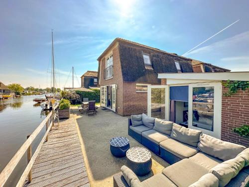 Municipality of Stichtse Vecht House | Zwaan 24-7