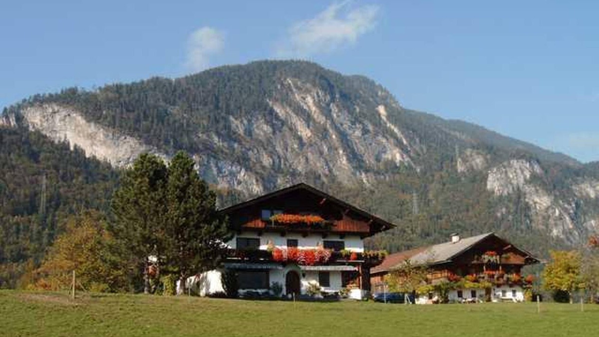 Kramsach Cottage | Zweibettzimmer mit Balkon - Pension Christoph