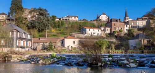 Montrevault-sur-Evre Apartment | À la folie - Loft & Spa