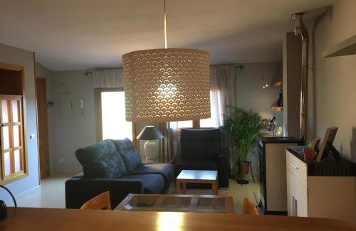 Las Ventas de Santa Lucia Apartment | Ático con terraza en Graus-Pirineo de Huesca