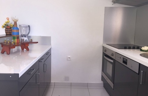 Pointe-Noire Cottage | Ô Fil de l'Eau: Gîte Ô Bleu Nature; mountain and river at Pointe-Noire, 2,4,6 pers