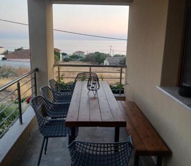 Agios Ioannis Apartment | Διαμέρισμα με θέα