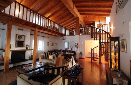Markopoulon Oropou House | Μονοκατοικία Oceanview Harmony Retreat