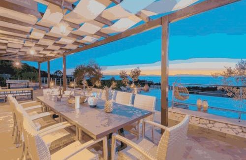 Pantokratoras Villa | Ρομαντική απόδραση με θέα το Αιγαίο
