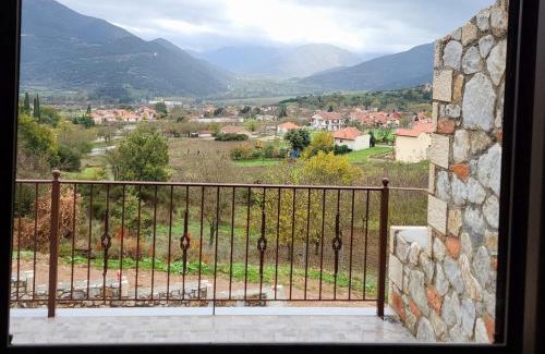 Kalavrita House | Τα πέτρινα στο Σκεπαστό