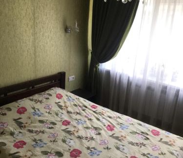 Afanasivsʹkyy Yar Apartment | Апартаменты Ботанический Сад